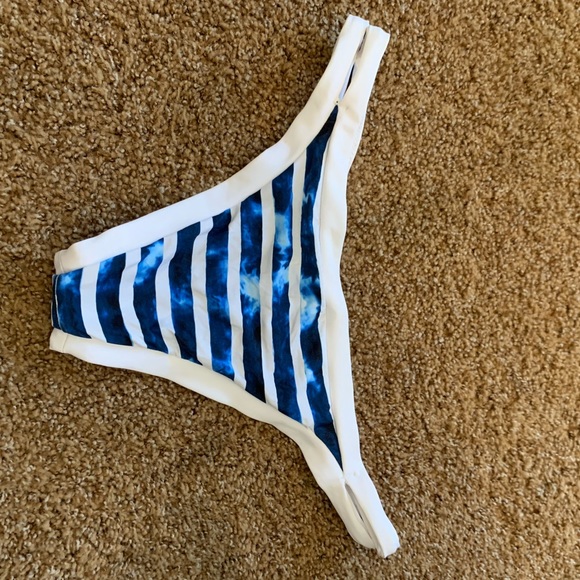 Striped bikini bottoms - Picture 2 of 2